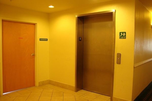 Hotel Red Roof Suites Biloxi